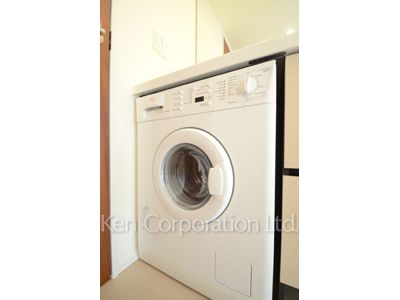 芝浦アイランド ブルームタワーの写真 洗濯乾燥機