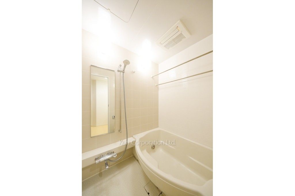 芝浦アイランド ブルームタワーの写真 バスルーム ※27階の同じ間取タイプを撮影。仕様が異なることがあります。