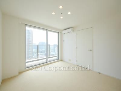 芝浦アイランド ブルームタワーの写真 マスターベッドルーム ※27階の同じ間取タイプを撮影。仕様が異なることがあります。