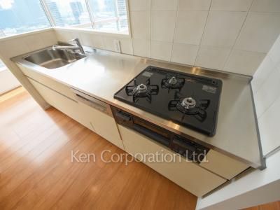 芝浦アイランド ブルームタワーの写真 キッチン ※27階の同じ間取タイプを撮影。仕様が異なることがあります。