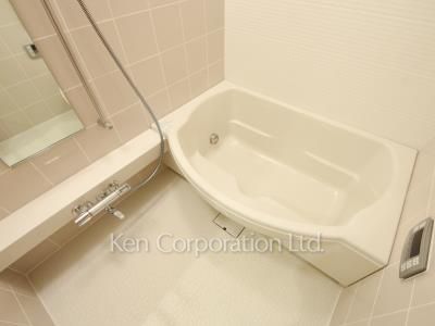 芝浦アイランド ブルームタワーの写真 バスルーム ※27階の同じ間取タイプを撮影。仕様が異なることがあります。