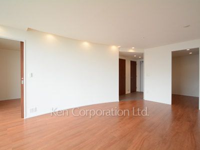 芝浦アイランド ブルームタワーの写真 居室（LDなど）