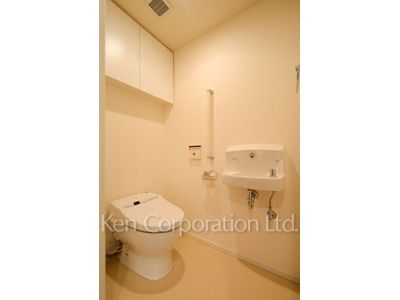 芝浦アイランド ブルームタワーの写真 トイレ ※33階の同じ間取タイプを撮影。仕様が異なることがあります。