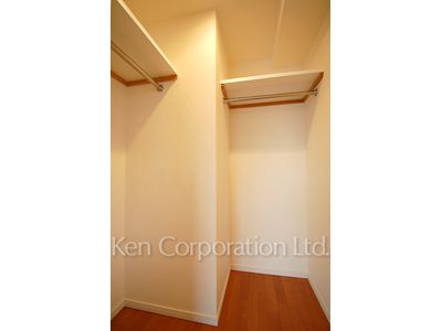 レジディア水道橋の写真 ウォークインクローゼット ※11階の同じ間取タイプを撮影。仕様が異なることがあります。