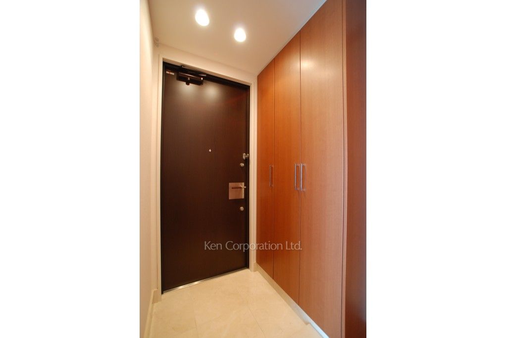 プラティーヌ新宿新都心の写真 玄関 ※16階の同じ間取タイプを撮影。仕様が異なることがあります。