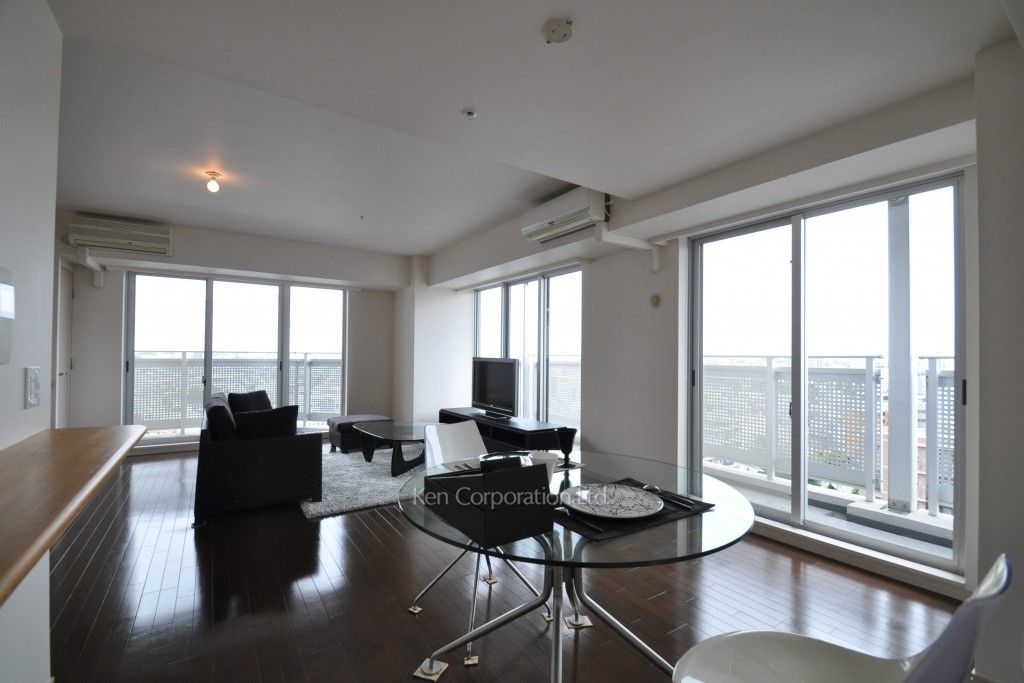 トレステージ目黒の写真 リビングダイニング