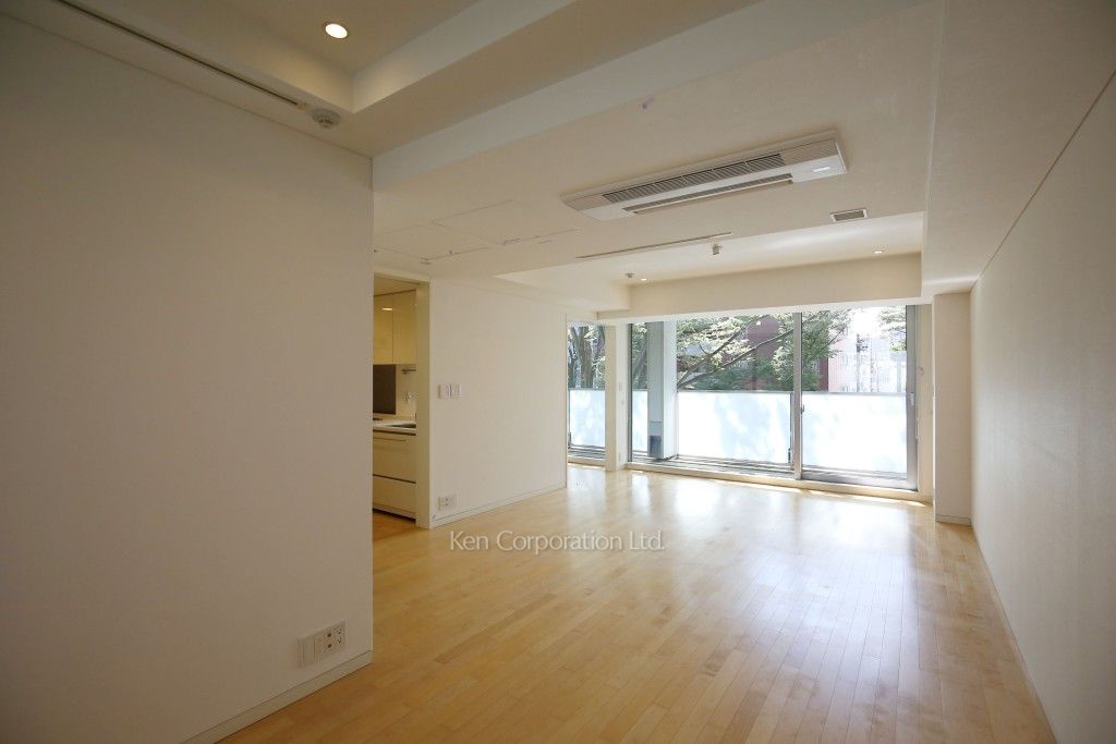 表参道ヒルズゼルコバテラスの写真 居室（LDなど）