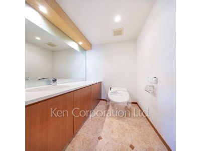 トイレ ※写真・画像は実際と異なる場合がございます。部屋写真は同一タイプのものです。（ただし、画像中にタイプ名の記載がある場合はその記載内容を優先します。）