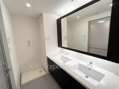 パウダールーム