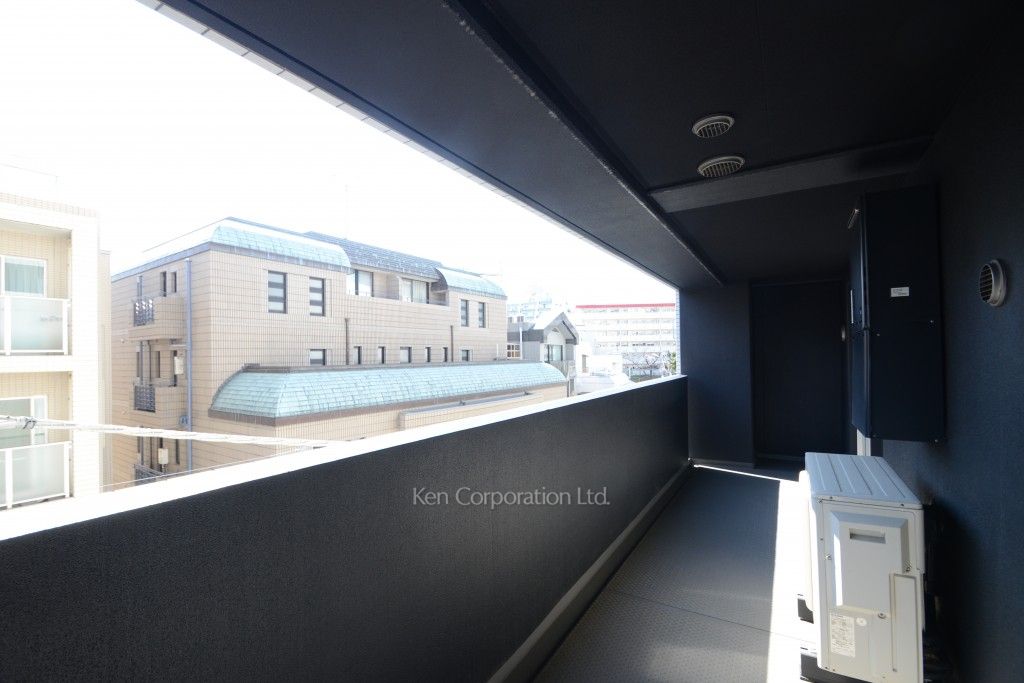 オーパスレジデンス恵比寿の写真 バルコニー