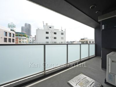 オーパスレジデンス恵比寿の写真 バルコニー
