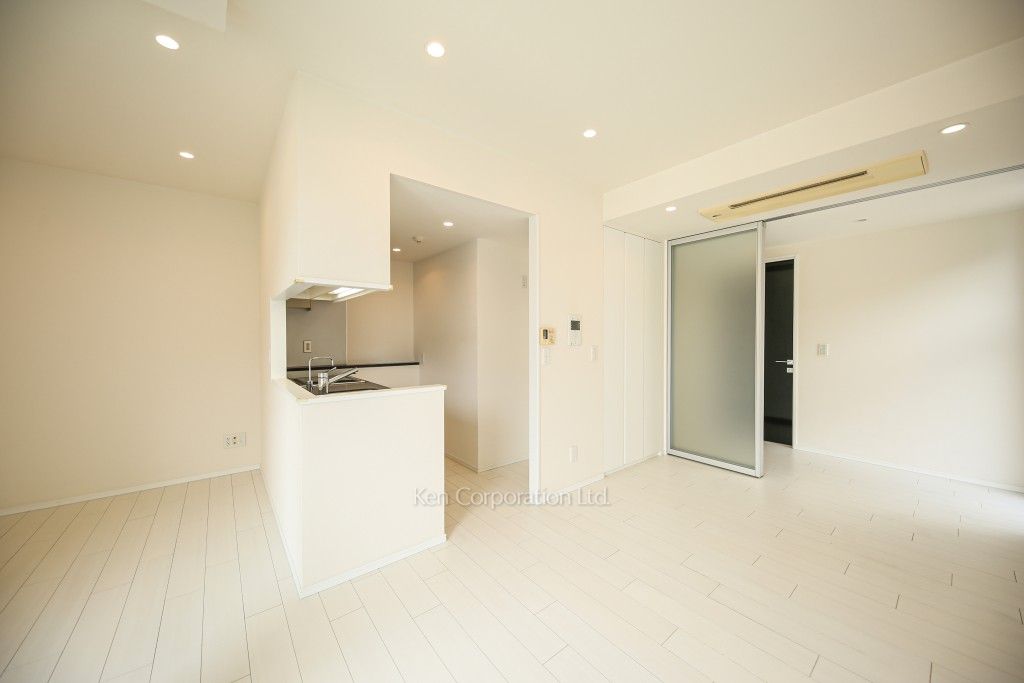 Brillia ist 西麻布霞町の写真 居室（LDなど）