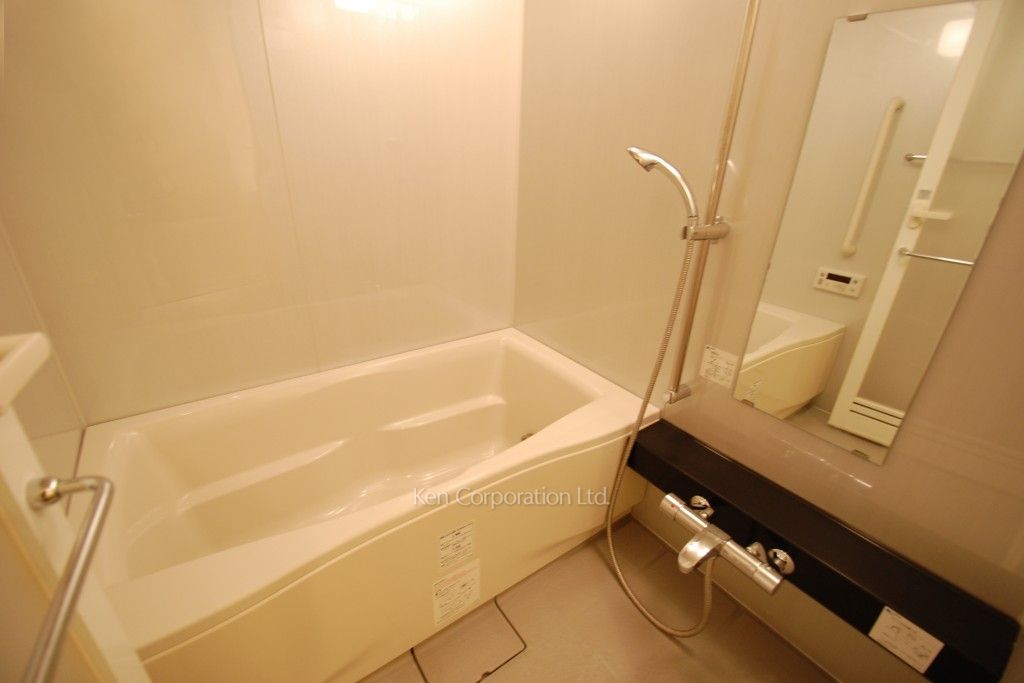 レジディア水道橋の写真 バスルーム ※12階の同じ間取タイプを撮影。仕様が異なることがあります。