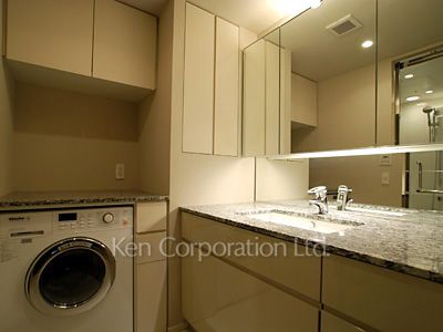 パークハウス赤坂氷川の写真 パウダールーム