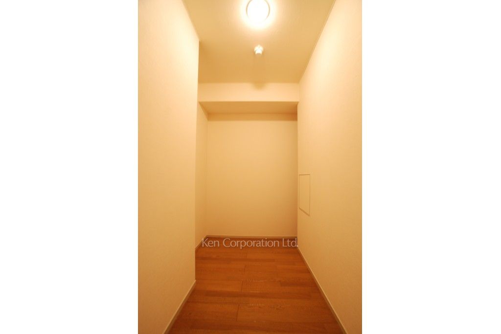 芝浦スクエアハイツの写真 ストレージ ※2階の同じ間取タイプを撮影。仕様が異なることがあります。