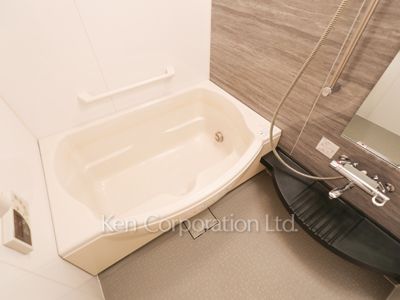 バスルーム ※3階の同じ間取タイプを撮影。仕様が異なることがあります。