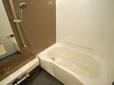 バスルーム ※10階の同じ間取タイプを撮影。仕様が異なることがあります。