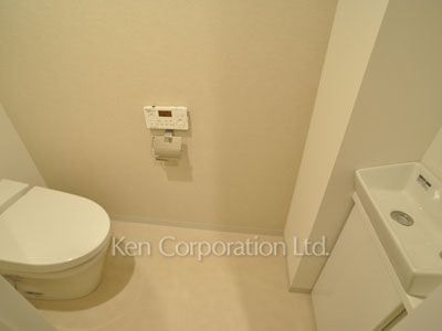 パークアクシス代官山の写真 トイレ ※8階の同じ間取タイプを撮影。仕様が異なることがあります。