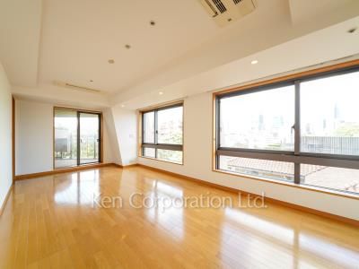 マスターベッドルーム