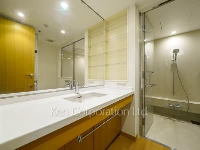 パウダールーム