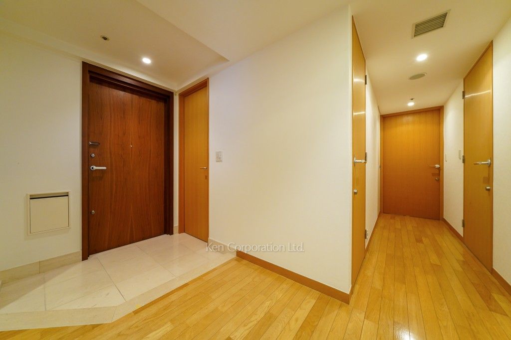 元麻布ヒルズ フォレストタワーの写真 玄関