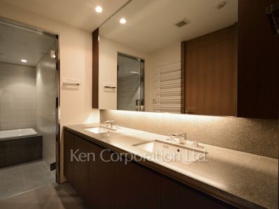 パウダールーム