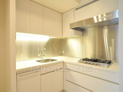 パークアクシス青山一丁目タワーの写真 キッチン ※10階の同じ間取タイプを撮影。仕様が異なることがあります。