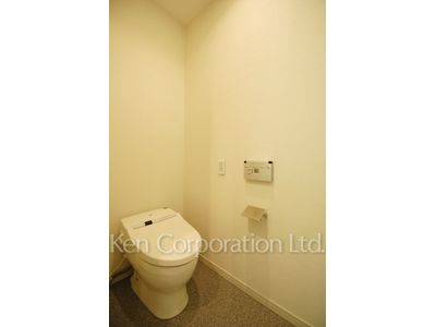 プラティーヌ西新宿の写真 トイレ