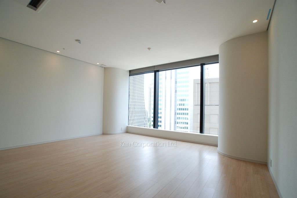 プラティーヌ西新宿の写真 居室（LDなど）