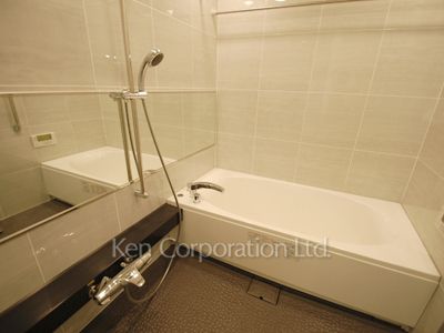 バスルーム ※11階の同じ間取タイプを撮影。仕様が異なることがあります。