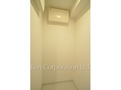 PRIME URBAN 東中野 COURTの写真 ストレージ ※4階の同じ間取タイプを撮影。仕様が異なることがあります。