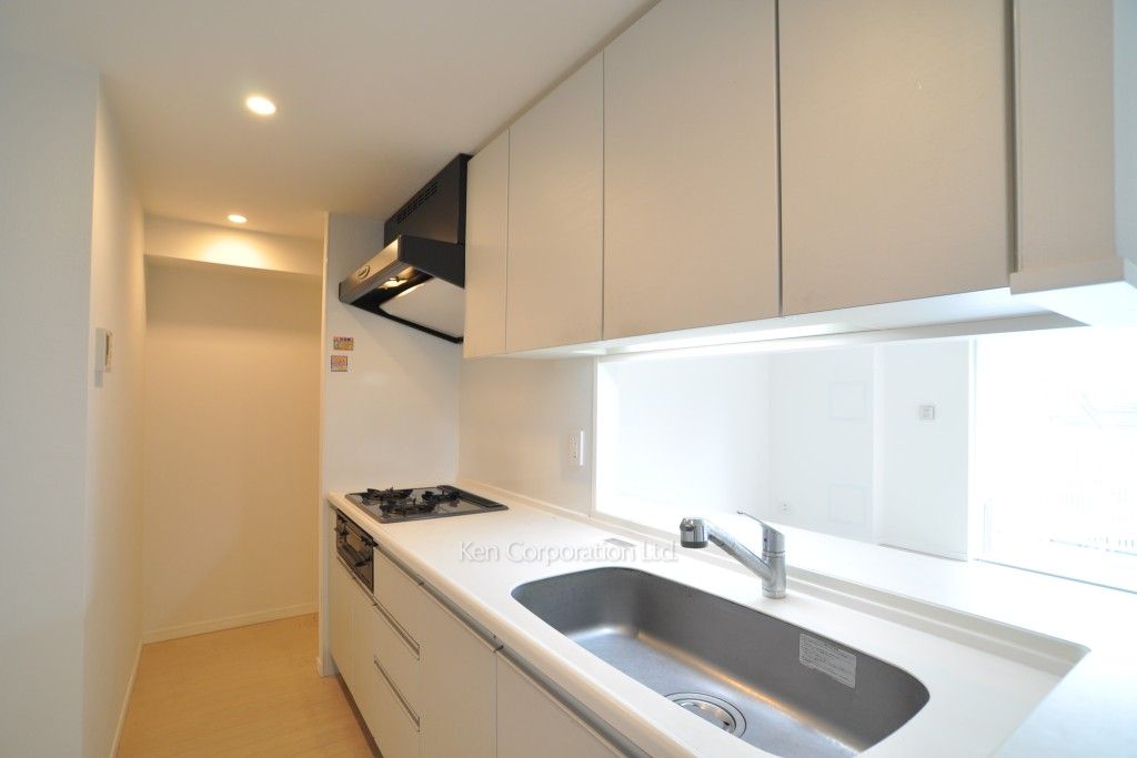 PRIME URBAN 東中野 COURTの写真 キッチン ※4階の同じ間取タイプを撮影。仕様が異なることがあります。