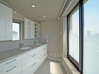 パウダールーム