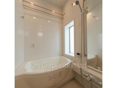 バスルーム ※写真・画像は実際と異なる場合がございます。部屋写真は同一タイプのものです。（ただし、画像中にタイプ名の記載がある場合はその記載内容を優先します。）