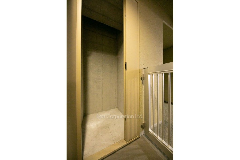 プライマル渋谷桜丘の写真 トランクルーム ※4階の同じ間取タイプを撮影。仕様が異なることがあります。