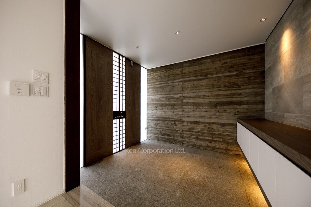 広尾戸建の写真 玄関