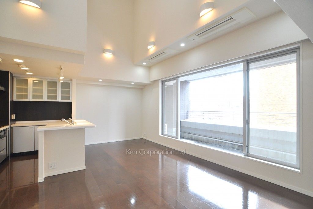 レジディア代官山の写真 リビングダイニング