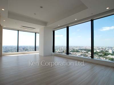 リビングダイニング ※28階の同じ間取タイプを撮影。仕様が異なることがあります。