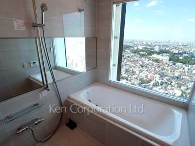 バスルーム ※28階の同じ間取タイプを撮影。仕様が異なることがあります。