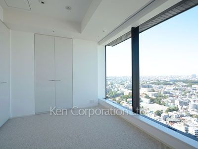 ラ・トゥール青葉台の写真 ベッドルーム ※22階の同じ間取タイプを撮影。仕様が異なることがあります。