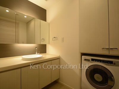 ラ・トゥール青葉台の写真 パウダールーム ※22階の同じ間取タイプを撮影。仕様が異なることがあります。