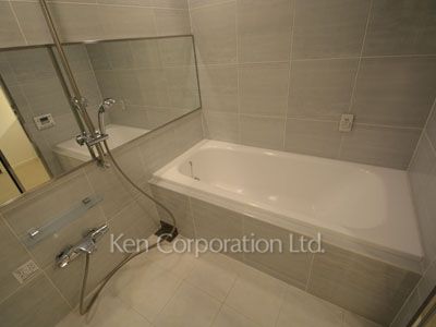 ラ・トゥール青葉台の写真 バスルーム ※22階の同じ間取タイプを撮影。仕様が異なることがあります。