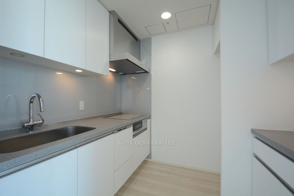 ラ・トゥール青葉台の写真 キッチン ※22階の同じ間取タイプを撮影。仕様が異なることがあります。