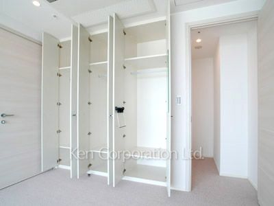 ラ・トゥール青葉台の写真 クローゼット ※32階の同じ間取タイプを撮影。仕様が異なることがあります。