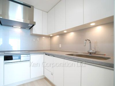 ラ・トゥール青葉台の写真 キッチン ※32階の同じ間取タイプを撮影。仕様が異なることがあります。