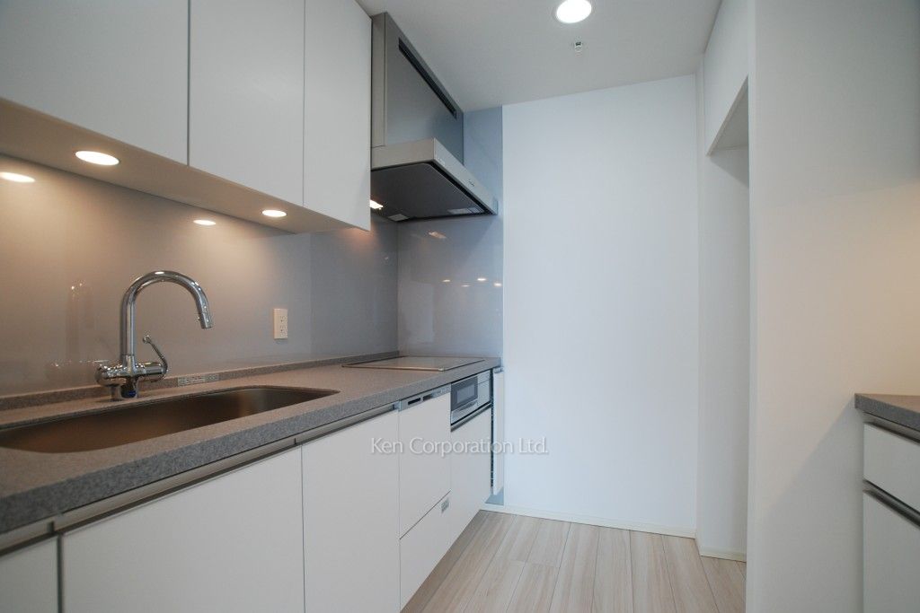 ラ・トゥール青葉台の写真 キッチン ※28階の同じ間取タイプを撮影。仕様が異なることがあります。