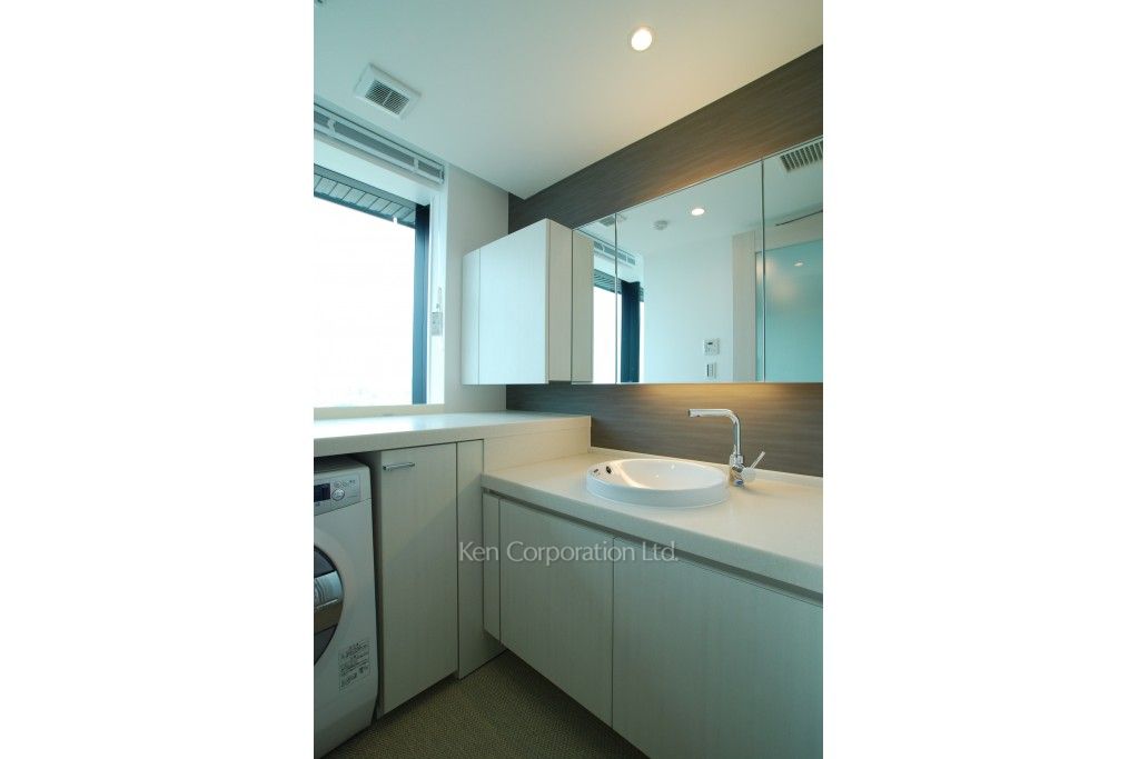 ラ・トゥール青葉台の写真 パウダールーム ※28階の同じ間取タイプを撮影。仕様が異なることがあります。