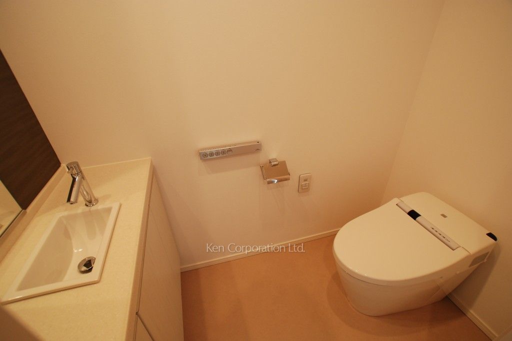 ラ・トゥール青葉台の写真 トイレ ※28階の同じ間取タイプを撮影。仕様が異なることがあります。