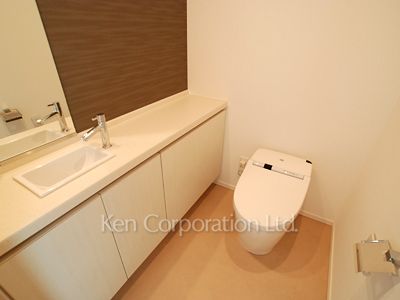 ラ・トゥール青葉台の写真 トイレ ※28階の同じ間取タイプを撮影。仕様が異なることがあります。