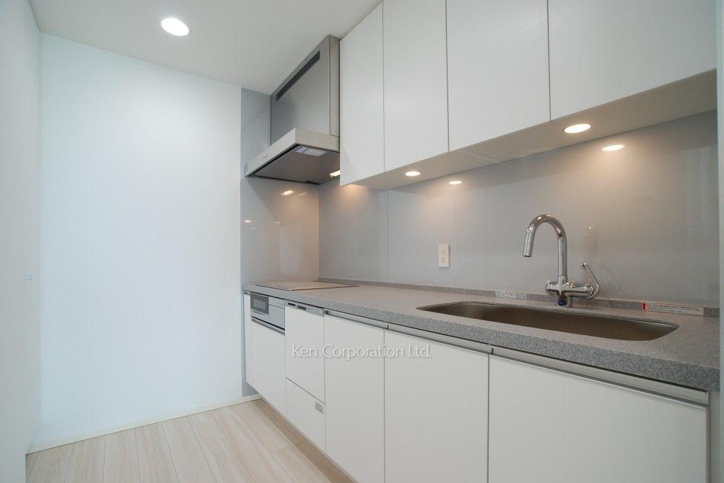 ラ・トゥール青葉台の写真 キッチン ※28階の同じ間取タイプを撮影。仕様が異なることがあります。